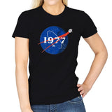 1977 - Womens T-Shirts RIPT Apparel Small / Black