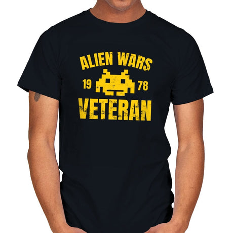 Alien Wars Veteran - Mens T-Shirts RIPT Apparel Small / Black