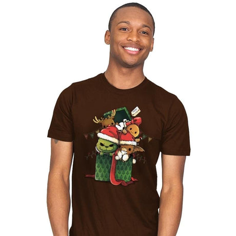 Christmas Pets - Mens T-Shirts RIPT Apparel Small / Brown