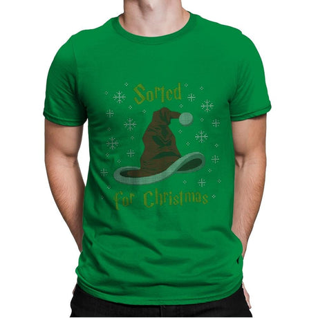 Christmas Sorting Hat - Ugly Holiday - Mens Premium T-Shirts RIPT Apparel Small / Kelly Green