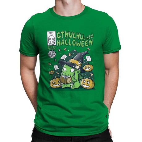 Cthulhu Likes Halloween - Anytime - Mens Premium T-Shirts RIPT Apparel Small / Kelly Green