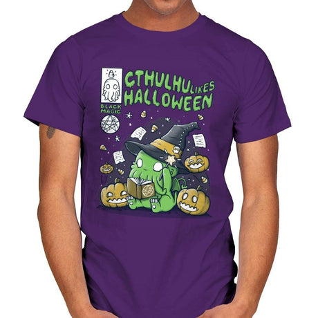 Cthulhu Likes Halloween - Anytime - Mens T-Shirts RIPT Apparel Small / Purple