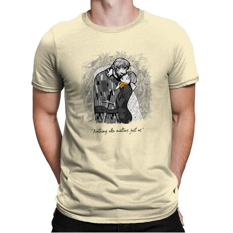 Final Kiss - Mens Premium T-Shirts RIPT Apparel Small / Natural