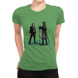 I'm back. I'm going to pass - Womens Premium T-Shirts RIPT Apparel Small / Kelly