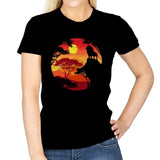 King Lion - Womens T-Shirts RIPT Apparel Small / Coral