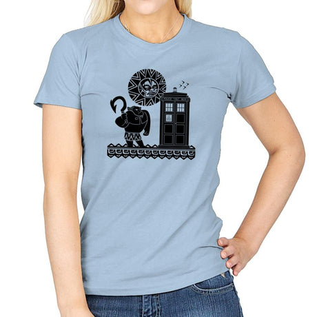Maui Meets The Doctor Exclusive - Womens T-Shirts RIPT Apparel Small / Light Blue