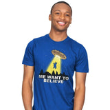 Me Want To Believe - Mens T-Shirts RIPT Apparel