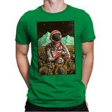 Outer Space Man - Mens Premium T-Shirts RIPT Apparel Small / Kelly Green