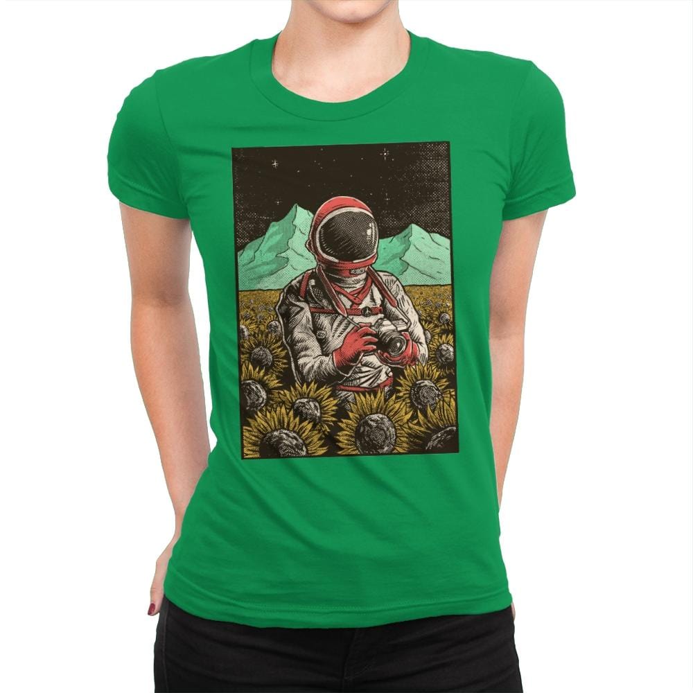 Outer Space Man - Womens Premium T-Shirts RIPT Apparel Small / Kelly Green