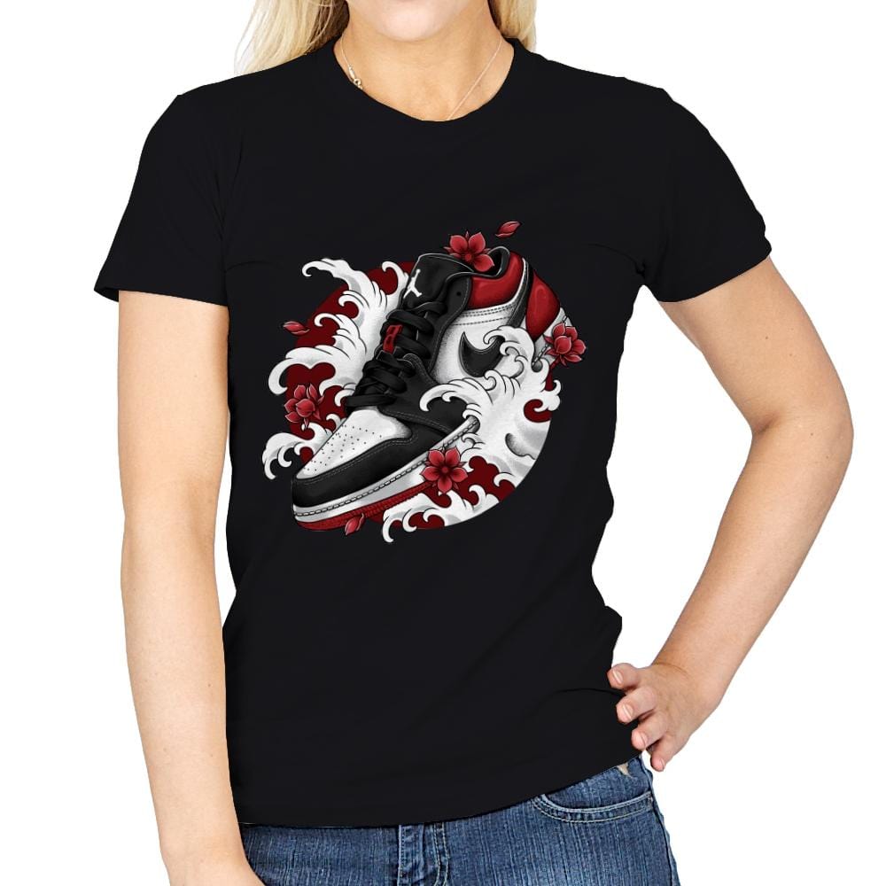 Slick Kicks - Womens T-Shirts RIPT Apparel Small / Black