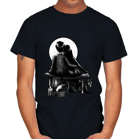 Spooky Love - Mens T-Shirts RIPT Apparel Small / Black