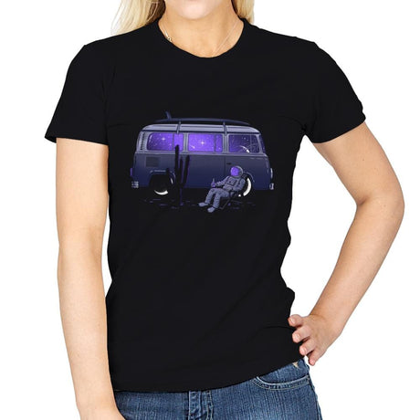 Star Trippin' - Womens T-Shirts RIPT Apparel Small / Black
