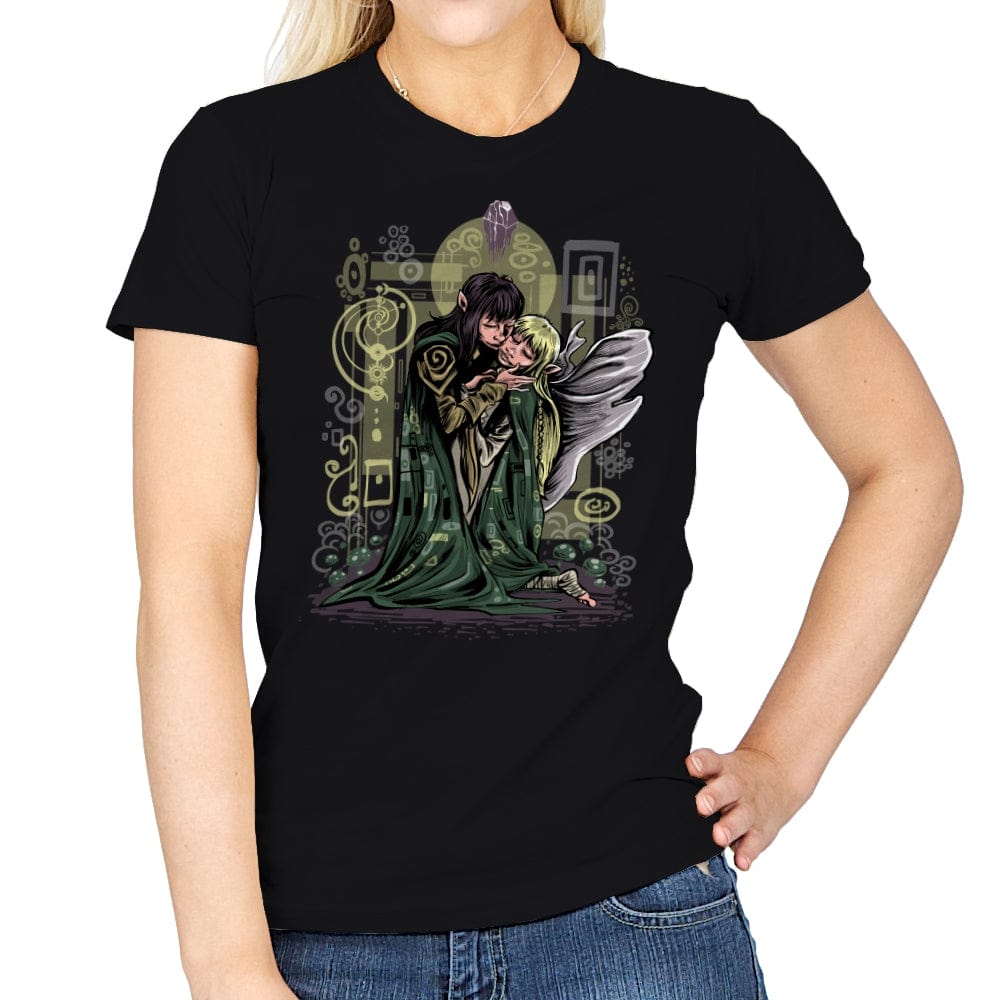 The Dark Kiss - Womens T-Shirts RIPT Apparel Small / Black