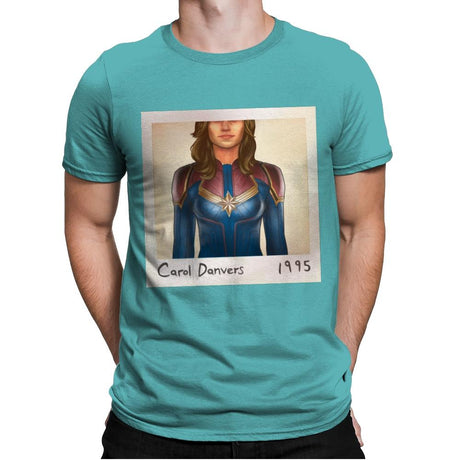 Vers 1995 - Mens Premium T-Shirts RIPT Apparel Small / Tahiti Blue