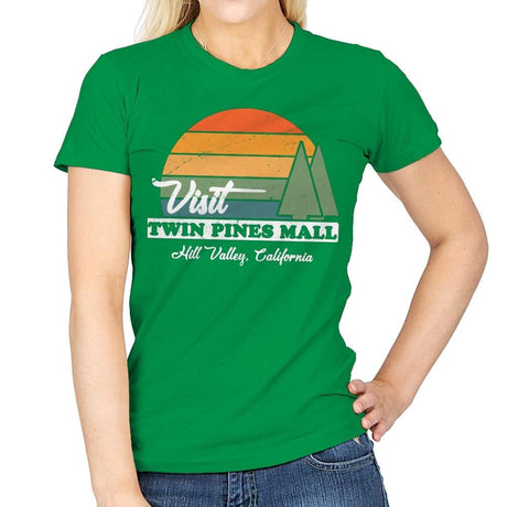 Visit Twin Pines - Womens T-Shirts RIPT Apparel Small / Irish Green