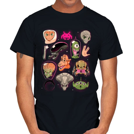 We Love Aliens  - Mens T-Shirts RIPT Apparel Small / Black
