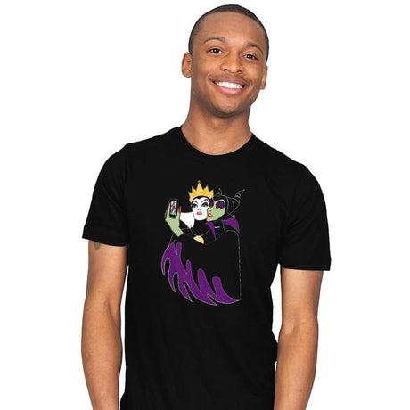 Wicked Selfie Reprint - Mens T-Shirts RIPT Apparel